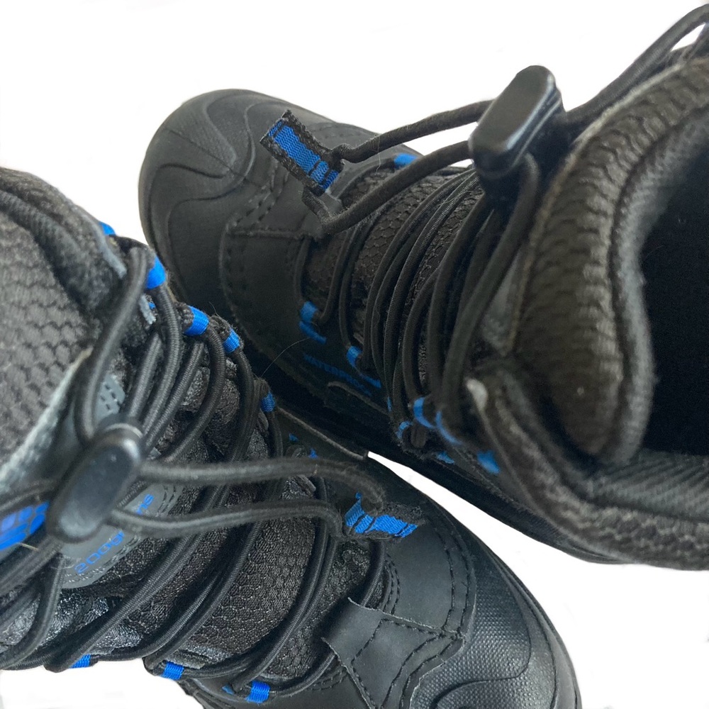 Boys Columbia Waterproof Winter Snow Boots - Picture 7 of 9